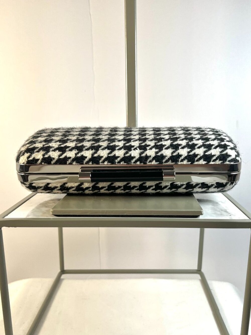 NWT 🖤 Kate Landry Houndstooth Evening Clutch – Classic Black & White Elegance - Picture 9 of 16